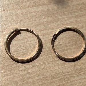 10K Gold Earrings 0.7”